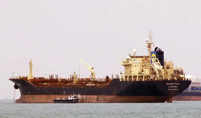 RED DYNASTY Tanker IMO 9403944 photo 4