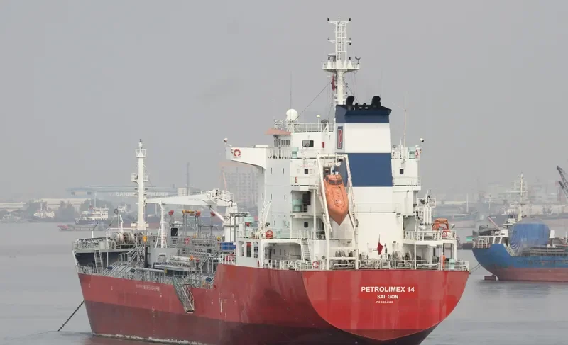 PETROLIMEX 14 Tanker IMO 9404168 photo 5