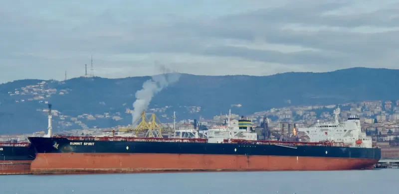 SUMMIT SPIRIT Tanker IMO 9404833 photo 6