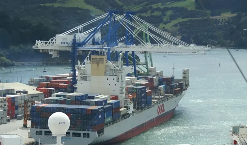 OOCL SAVANNAH Container Ship IMO 9404871 photo 3