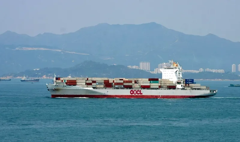 OOCL SAVANNAH Container Ship IMO 9404871 photo 10
