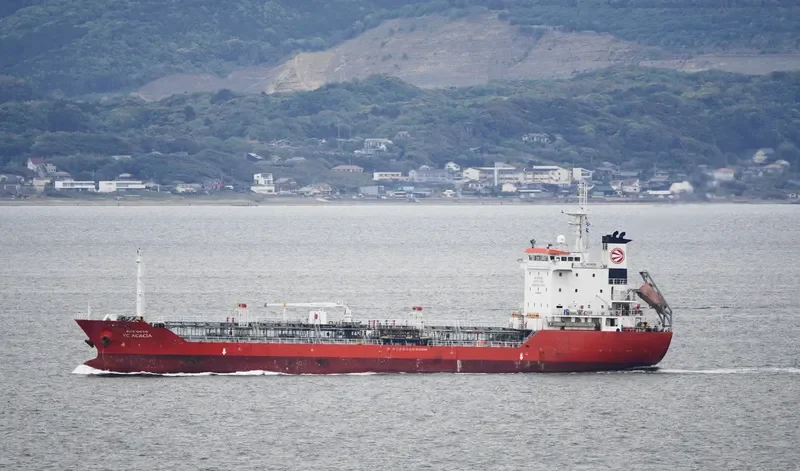 YC ACACIA Tanker IMO 9404912 photo 7