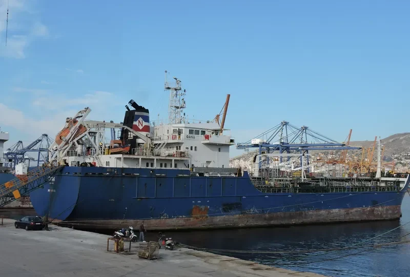 SEAVEN VOYAGER Tanker IMO 9405796 photo 7