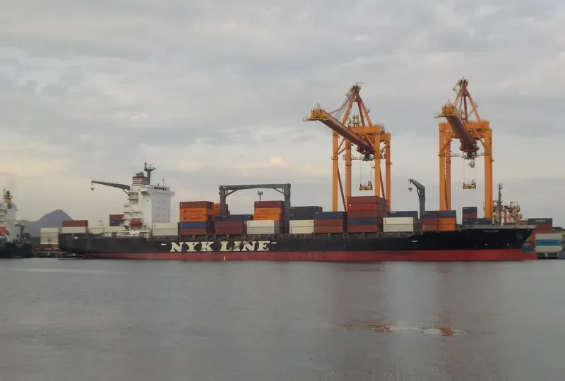 NYK LAURA Container Ship IMO 9406752 photo 4