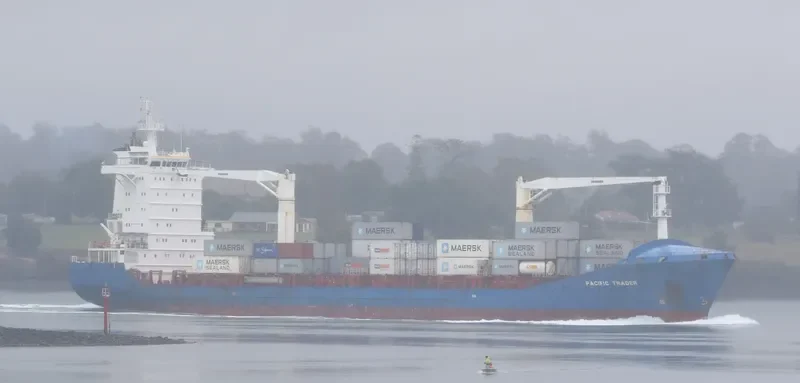 PACIFIC TRADER Container Ship IMO 9406922 photo 9