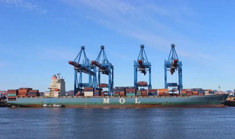 MOL EMPIRE Container Ship IMO 9407160 photo 2