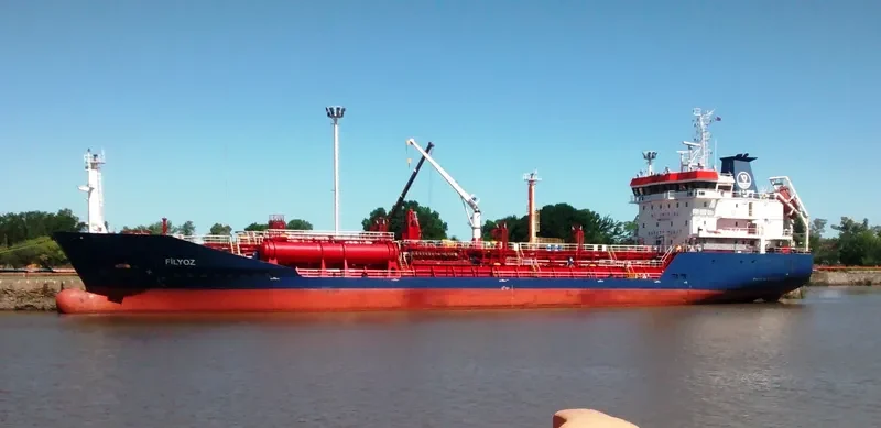 FILYOZ Tanker IMO 9407213 photo 4
