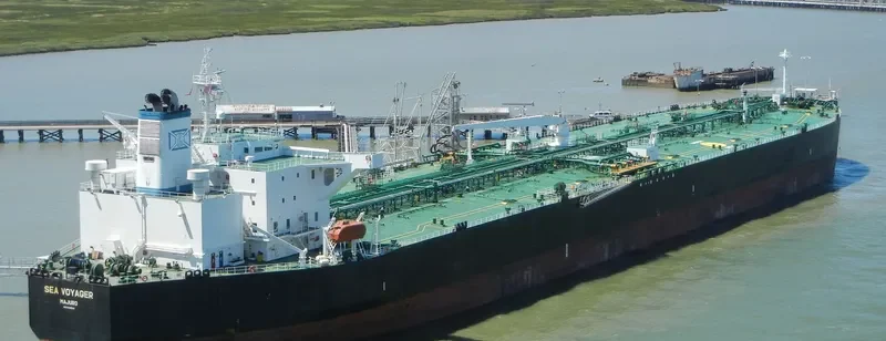 SEA VOYAGER Tanker IMO 9408310 photo 4