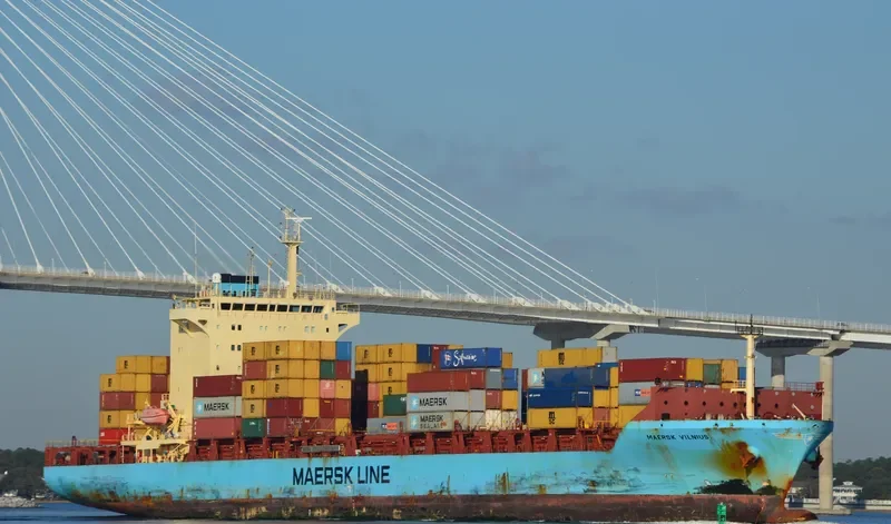 MAERSK VILNIUS Container Ship IMO 9408956 photo 4