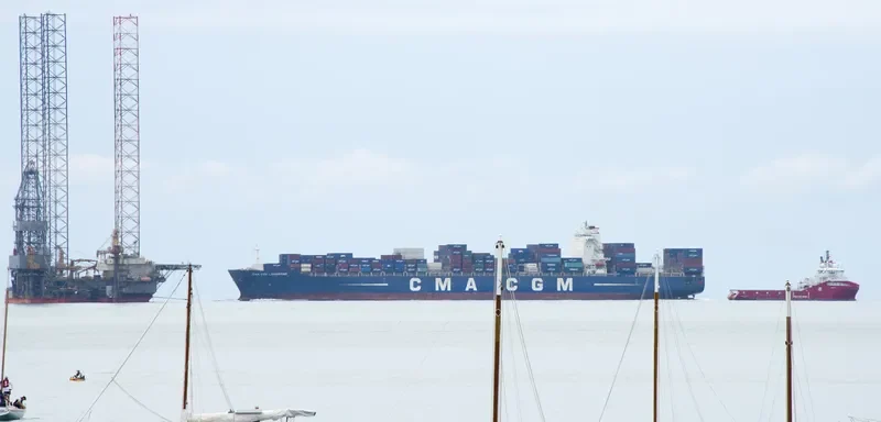 CMA CGM LAMARTINE Container Ship IMO 9409194 photo 3