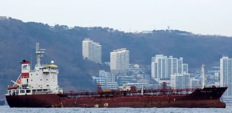 YC COSMOS Tanker IMO 9409364 photo 5