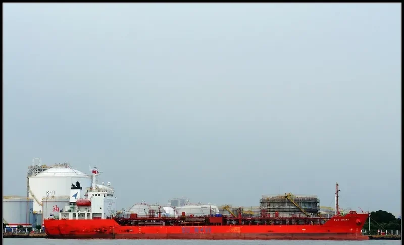 SUN DIANA Tanker IMO 9409508 photo 4