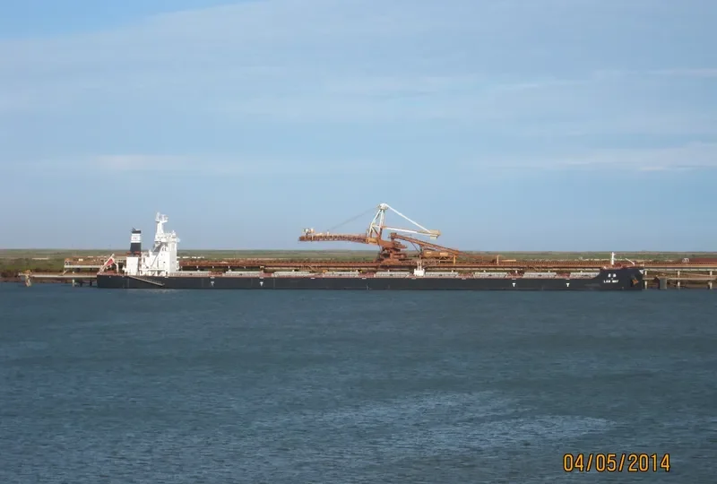 LAN MAY Bulk Carrier IMO 9410167 photo 6