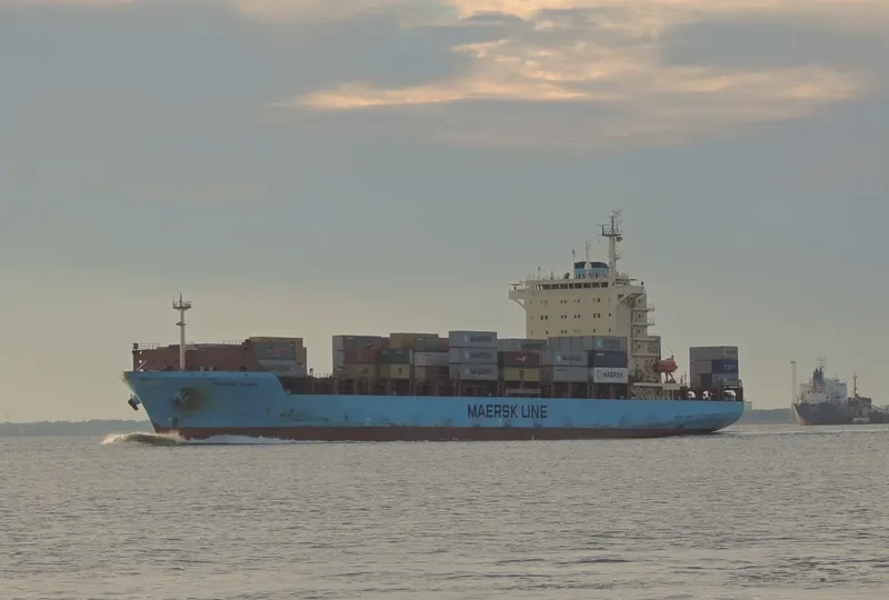 MAERSK VARNA Container Ship IMO 9411379 photo 4