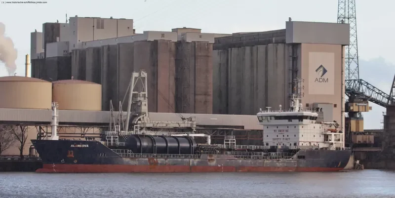ALANGOVA Tanker IMO 9411927 photo 9