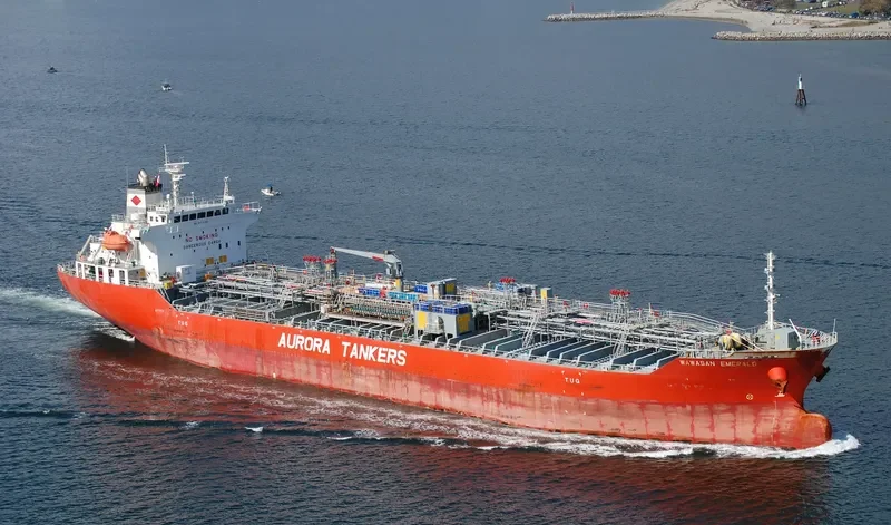 DM EMERALD Tanker IMO 9412763 photo 6