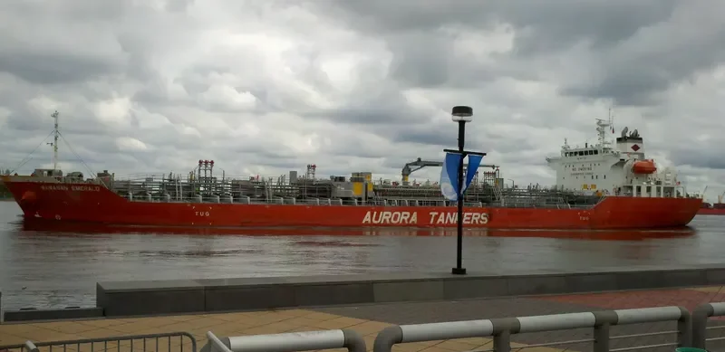 DM EMERALD Tanker IMO 9412763 photo 8