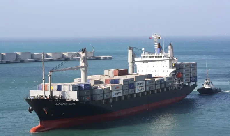 CELSIUS NEW ORLEANS Container Ship IMO 9412842 photo 5