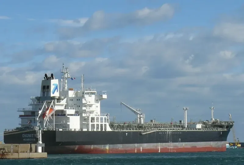 DIGNITY Tanker IMO 9413676 photo 6