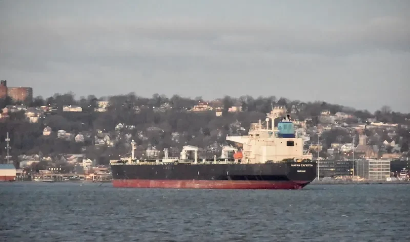 MARAN SAGITTA Tanker IMO 9414034 photo 4