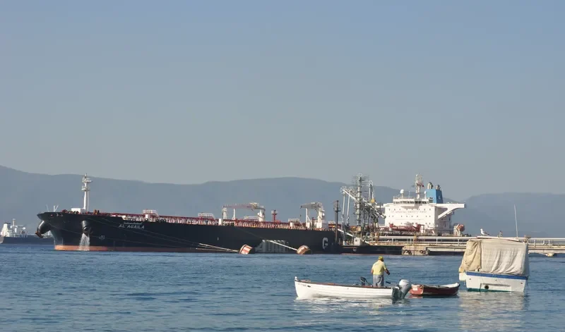AL AGAILA Tanker IMO 9415404 photo 8