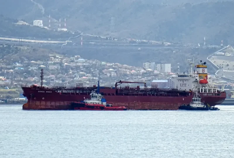 SONGA WINDS Tanker IMO 9416109 photo 3