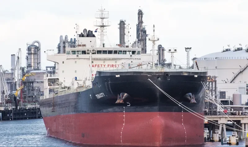 TENACITY Tanker IMO 9416408 photo 9