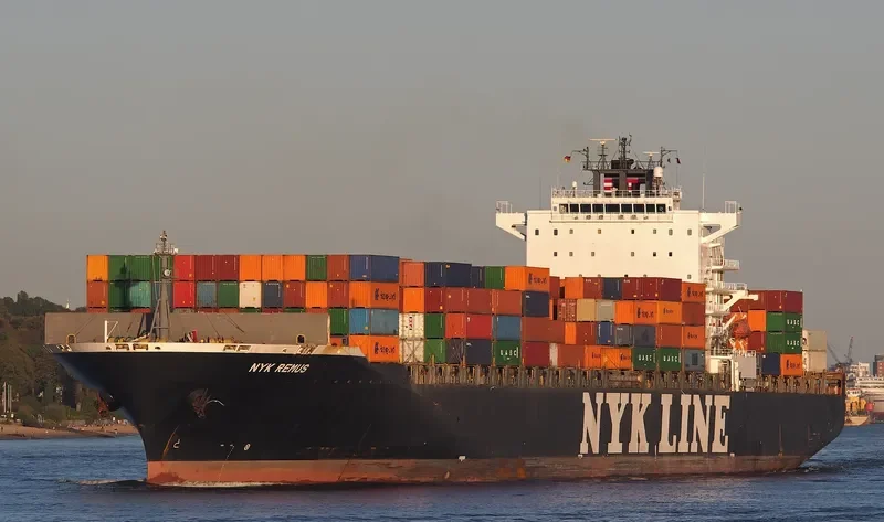 NYK REMUS Container Ship IMO 9416965 photo 9