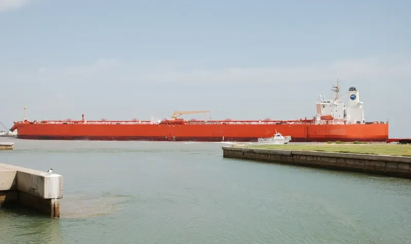 EAGLE KUCHING Tanker IMO 9417000 photo 6