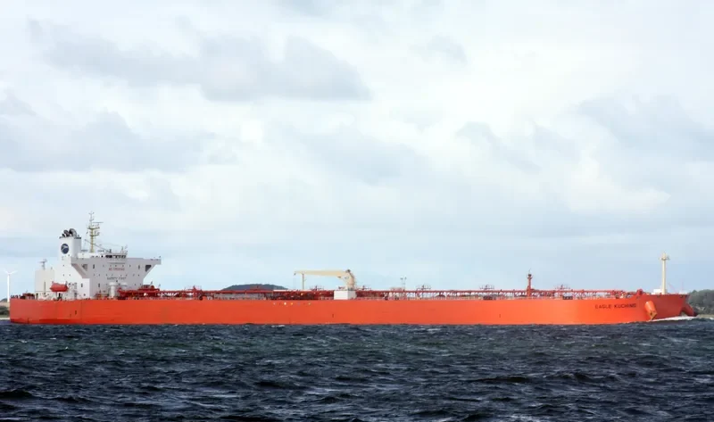 EAGLE KUCHING Tanker IMO 9417000 photo 8