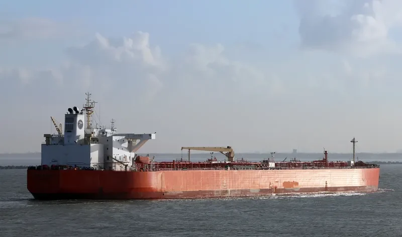 EAGLE KANGAR Tanker IMO 9417024 photo 2