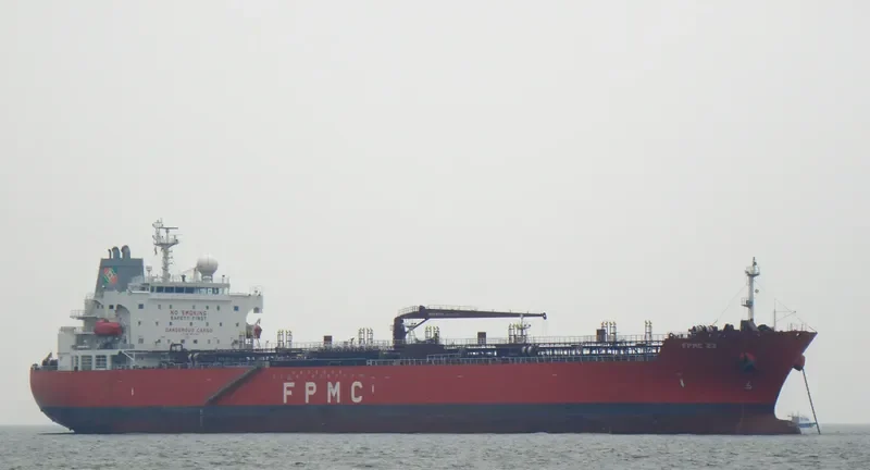 KRITI CORAL Tanker IMO 9417220 photo 7
