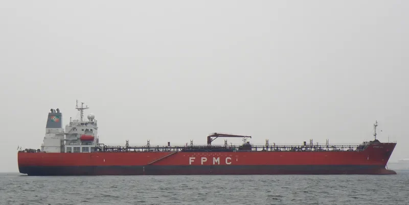 KRITI CORAL Tanker IMO 9417220 photo 8