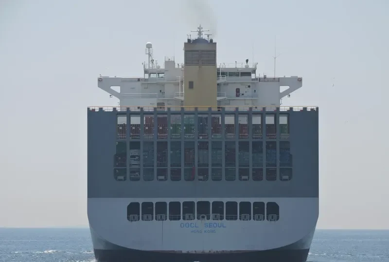 OOCL SEOUL Container Ship IMO 9417244 photo 5