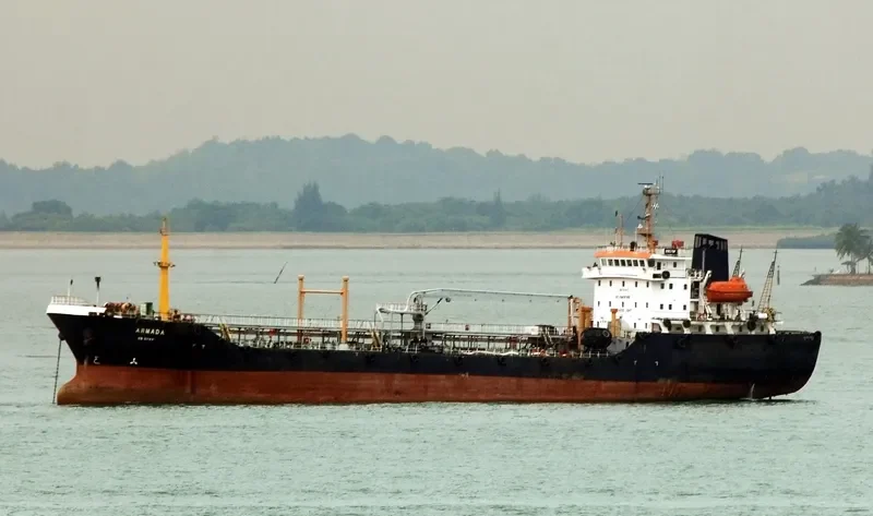 MARINE COUGAR Tanker IMO 9417775 photo 3