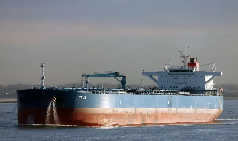 ADVANTAGE AVENUE Tanker IMO 9419450 photo 6
