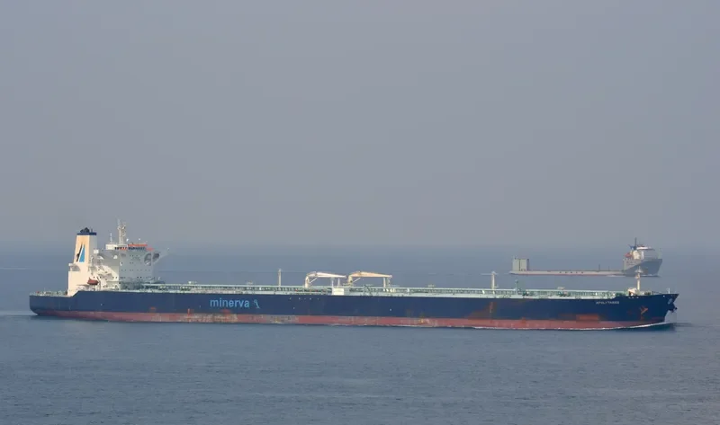 APOLYTARES Tanker IMO 9419474 photo 3