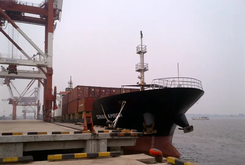 SINAR AMBON Container Ship IMO 9420382 photo 6