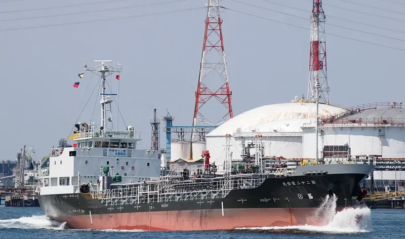 EIHO MARU NO.22 Tanker IMO 9421441 photo 2