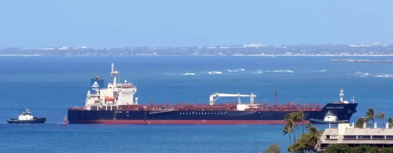 UACC RAS LAFFAN Tanker IMO 9422512 photo 5