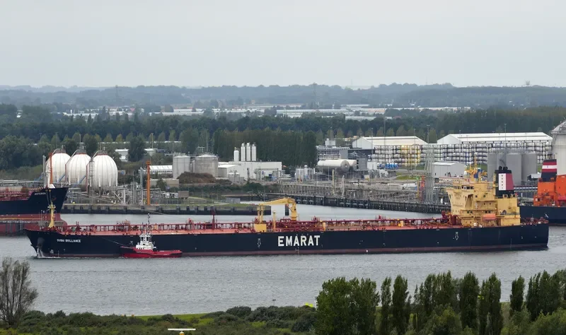DUBAI BRILLIANCE Tanker IMO 9422550 photo 4