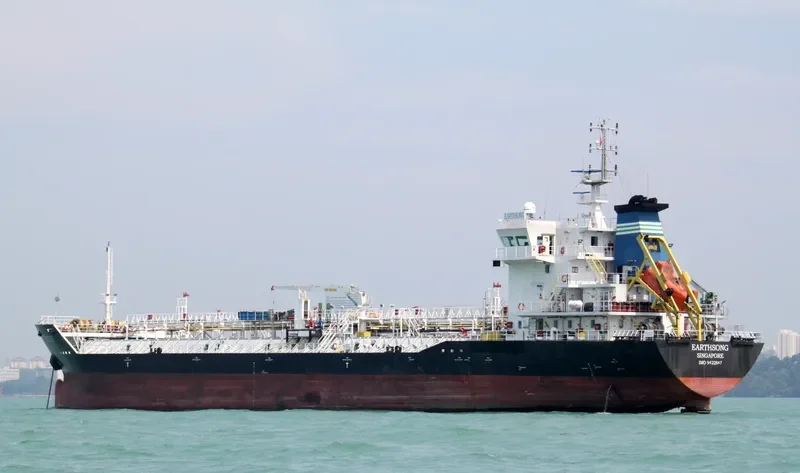 OCEAN LARK Tanker IMO 9422847 photo 8