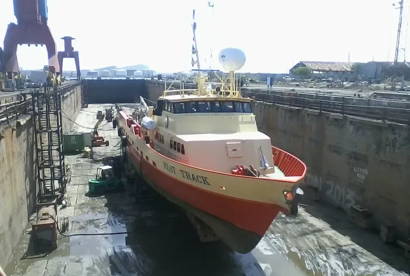 FAST TRACK Offshore Vessel IMO 9423011