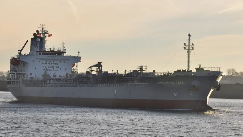 SAEHAN KOSTAR Tanker IMO 9423695 photo 9