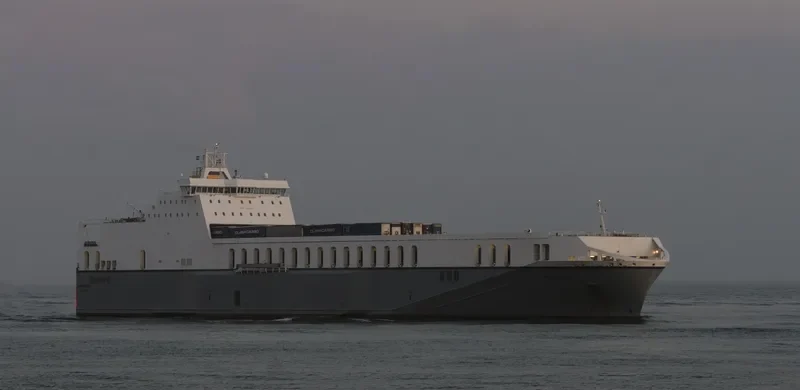 AMANDINE Ro-Ro IMO 9424871 photo 3