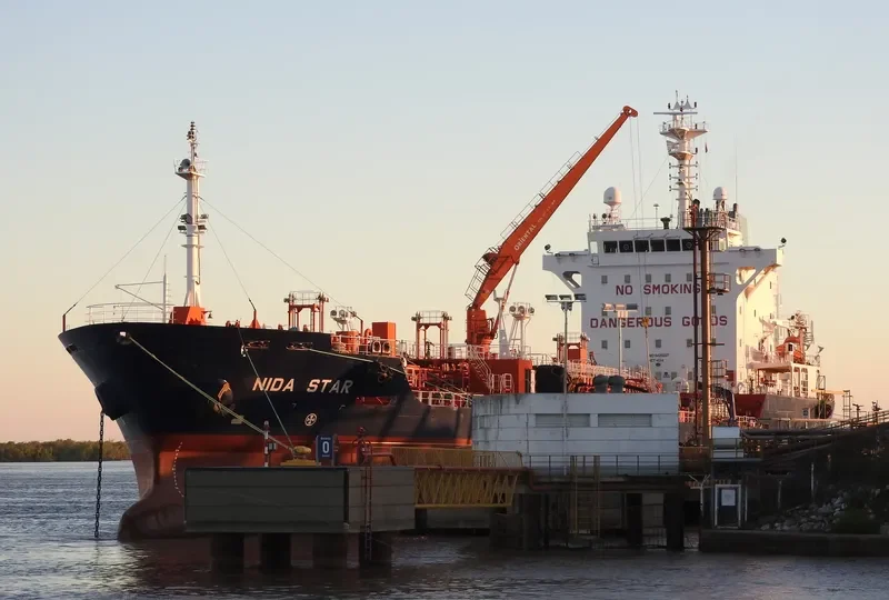 NIDA STAR Tanker IMO 9425227 photo 7