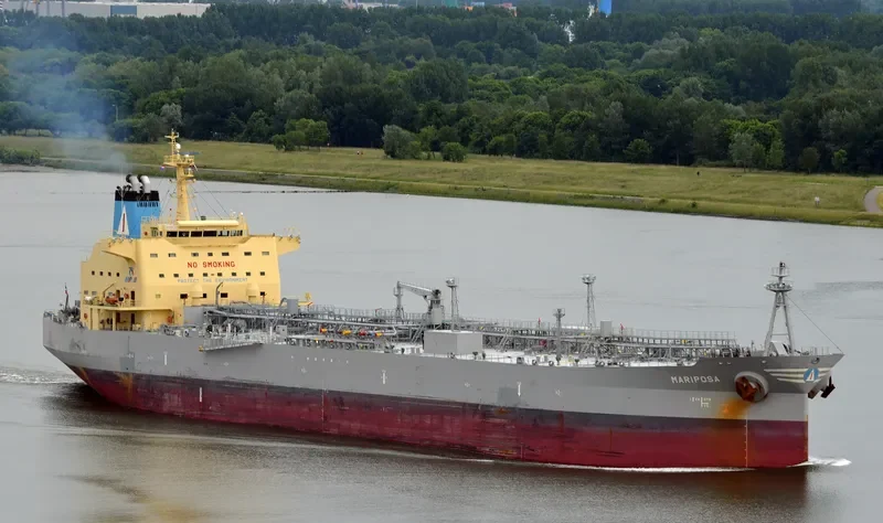 ENDLESS SUMMER Tanker IMO 9425540 photo 8