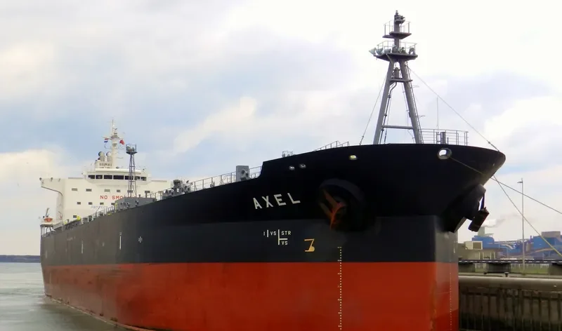 KANALA Tanker IMO 9425552 photo 4