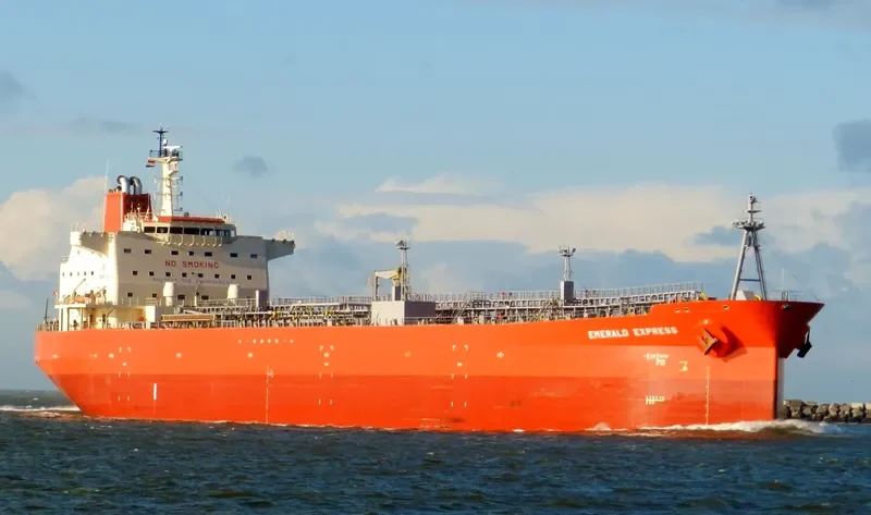 EMERALD EXPRESS Tanker IMO 9425564 photo 7
