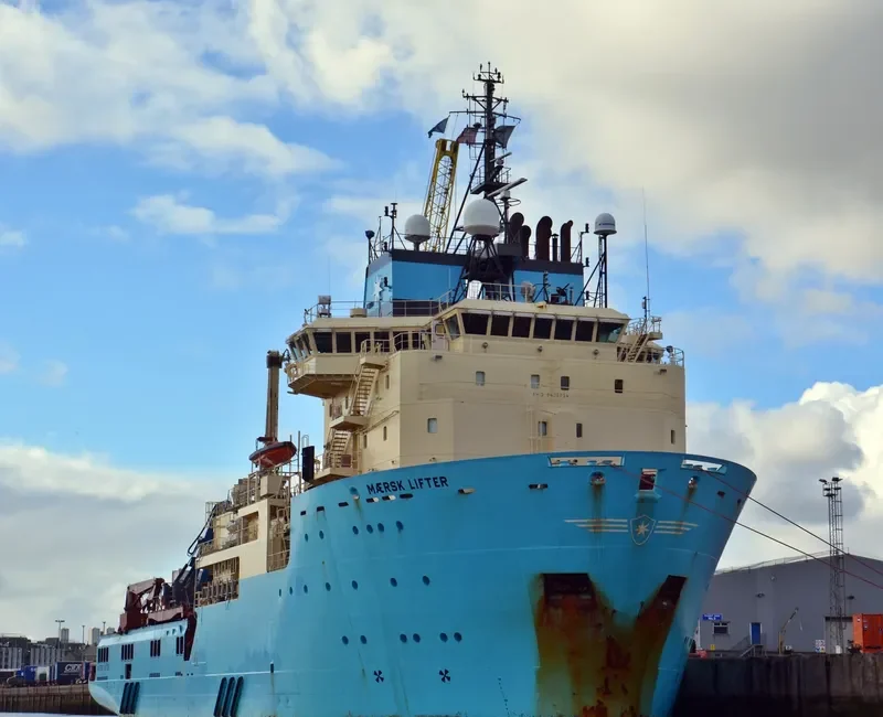 MAERSK LIFTER Offshore Vessel IMO 9425734 photo 5